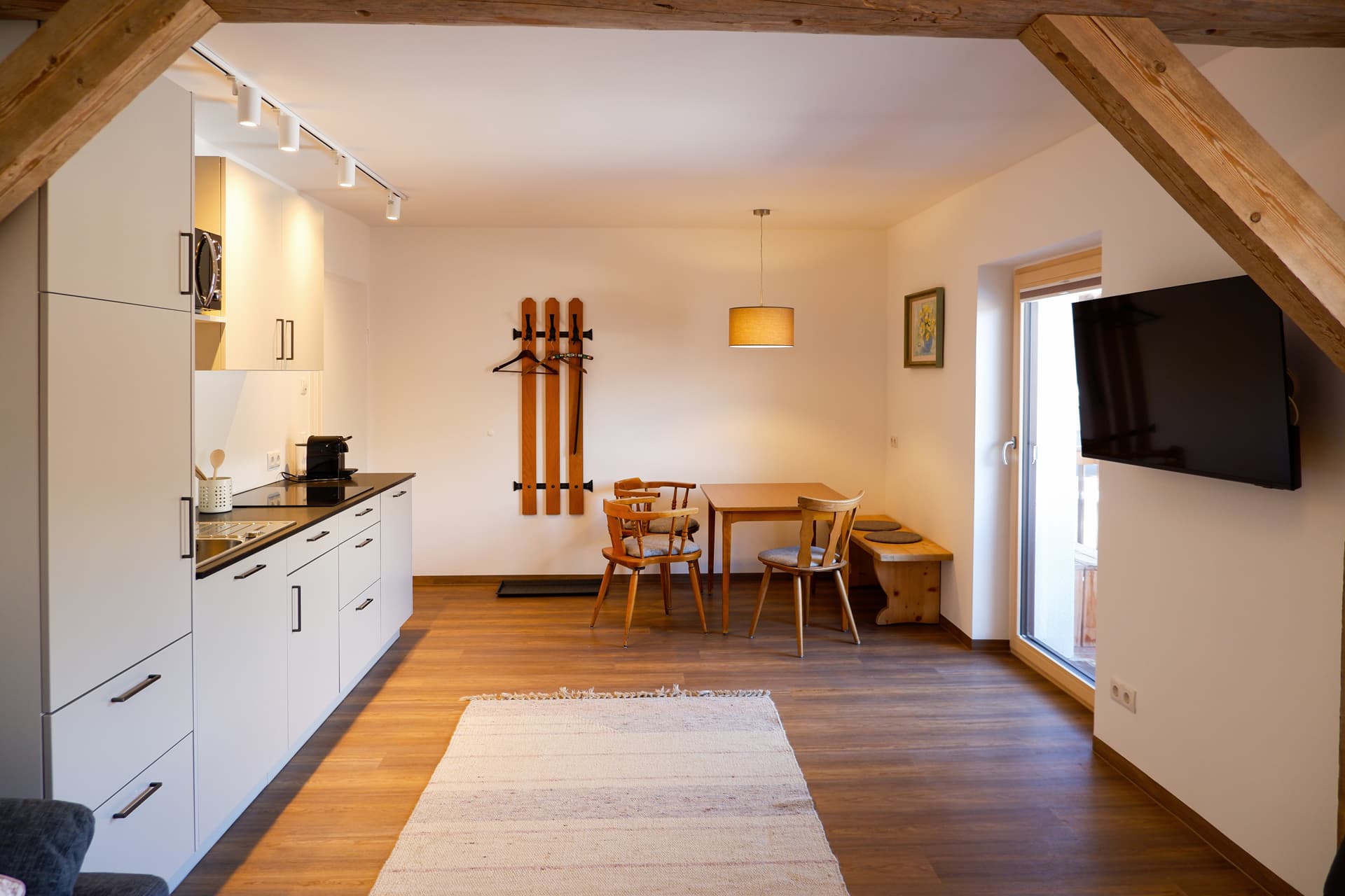 Große Ferienwohnung Küche mit Essbereich – Haus Gerti